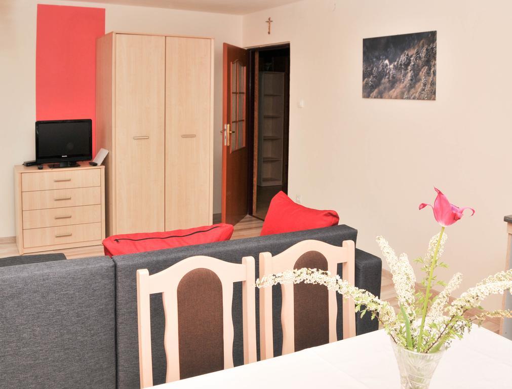 Apartament Pod Lanem Tylicz Exterior foto